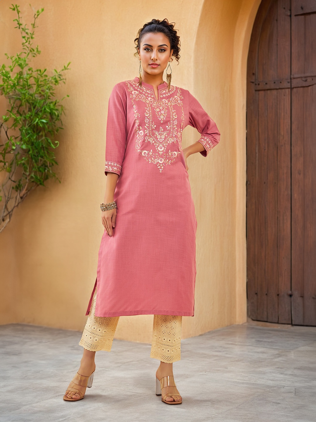 

Soch Ethnic Motifs Yoke Design Regular Thread Work Kurta with Trousers, Pink