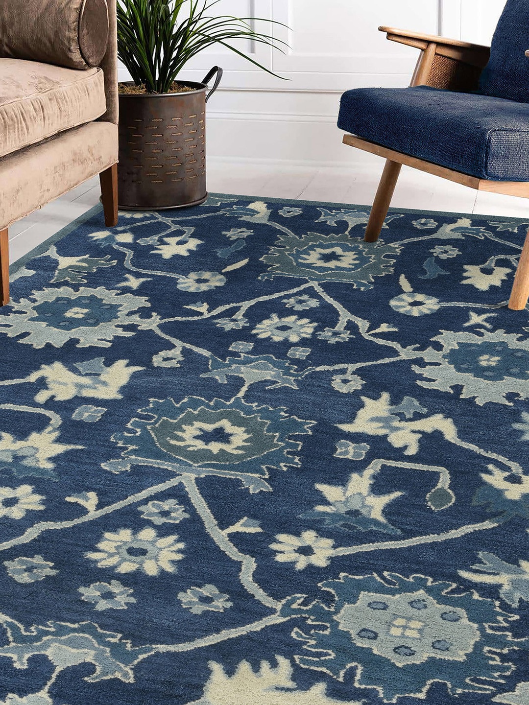 

saraswatii global Blue & Beige Floral Printed Woolen Rectangle Carpet