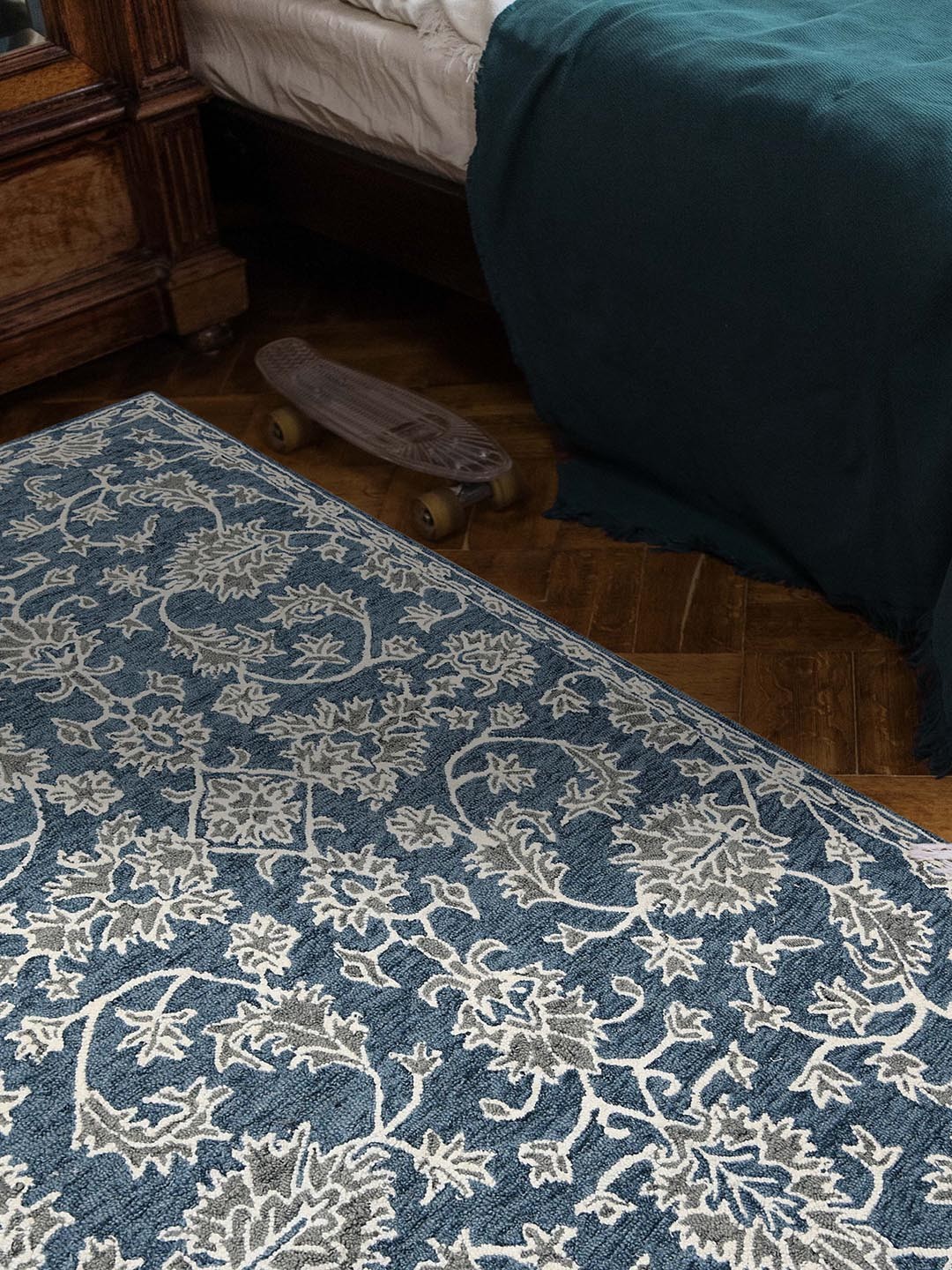 

saraswatii global Navy Blue & Beige Floral Printed Woolen Rectangle Carpet