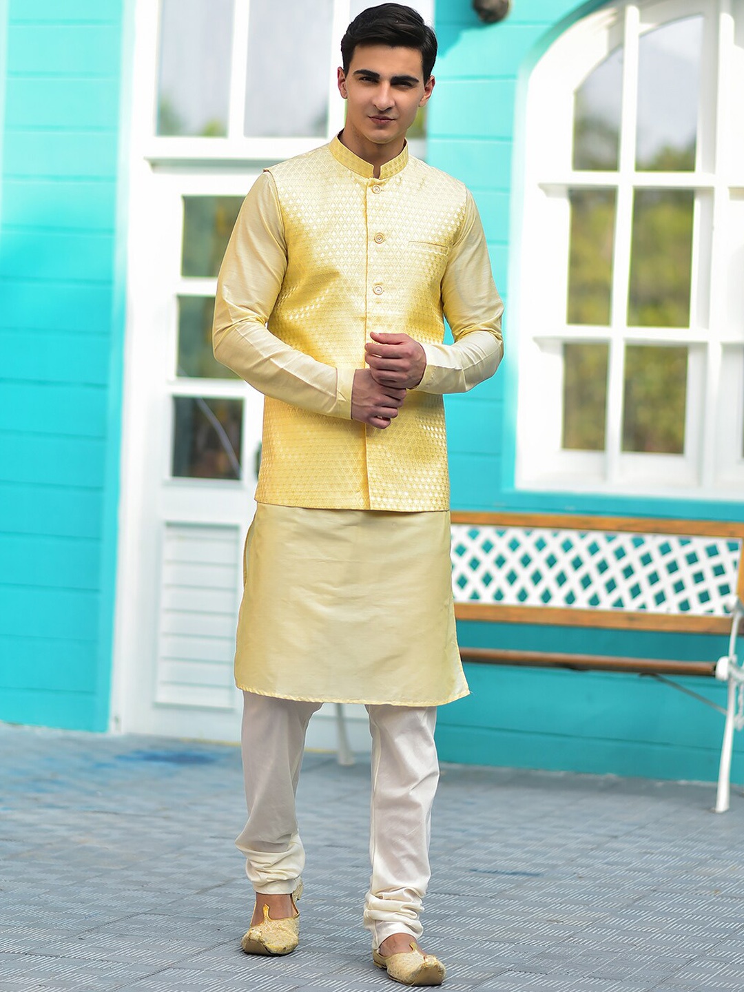 

HOUSE OF DEYANN Ethnic Motifs Regular Kurta With Churidar & Woven Design Nehru Jacket, Cream