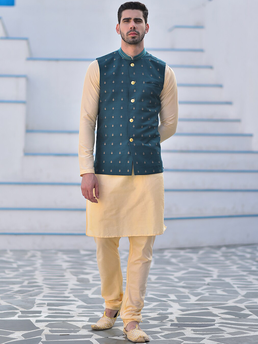 

HOUSE OF DEYANN Ethnic Motifs Mandarin Collar Straight Kurta Churidar And Nehru jacket, Blue