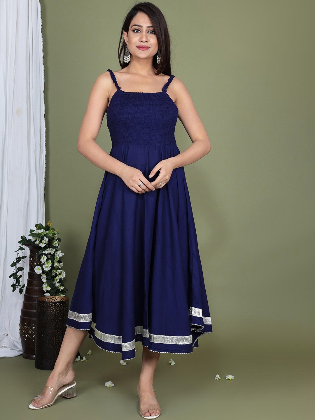 

IkDaiya Shoulder Straps Smocked Fit and Flare Midi Dress, Blue