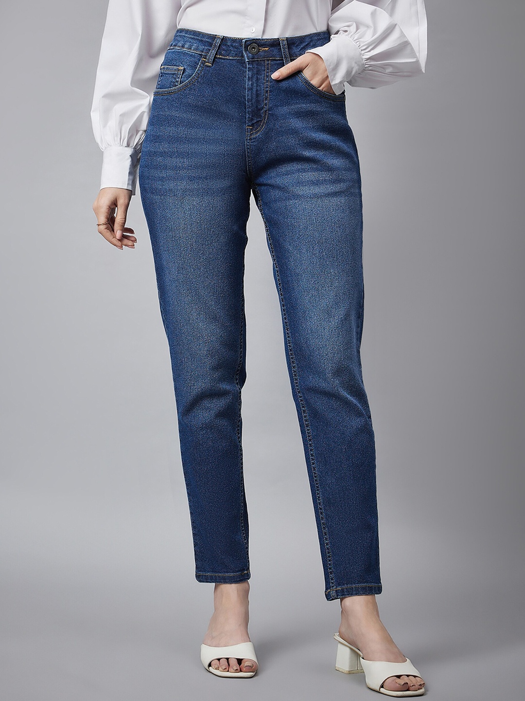 

Chemistry Women Comfort Mom Fit High-Rise Clean Look Light Fade Stretchable Jeans, Blue