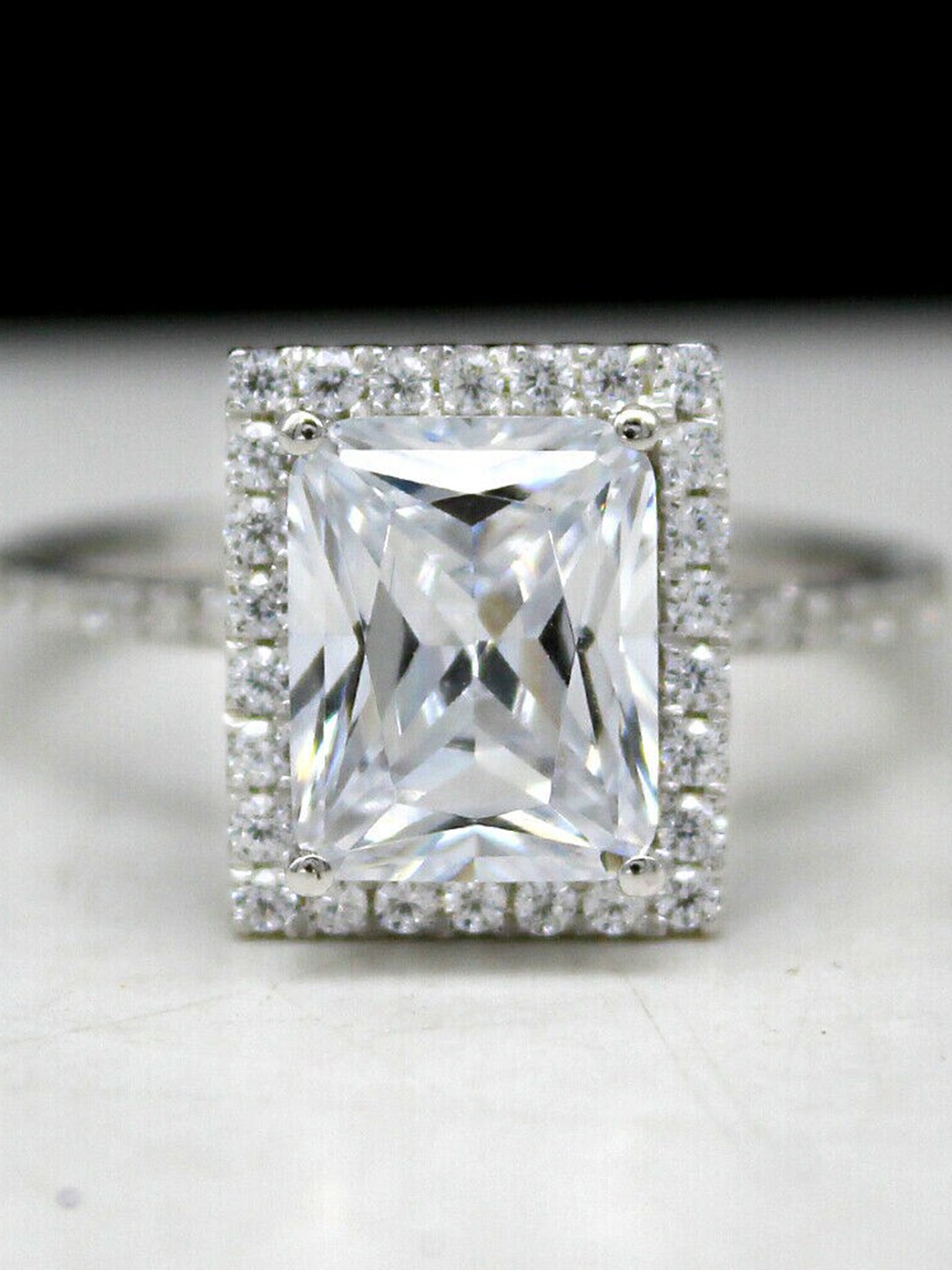 

925 SILLER Rhodium-Plated 925 Sterling Silver Cubic Zirconia Adjustable Finger Ring