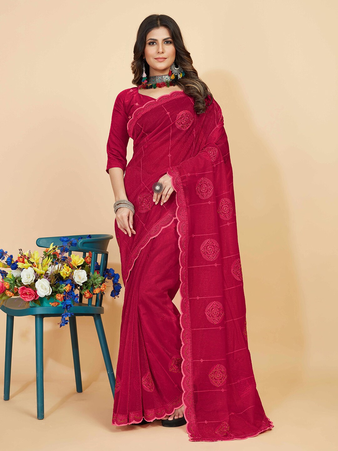 

Kasak Ethnic Motifs Embroidered Saree, Maroon