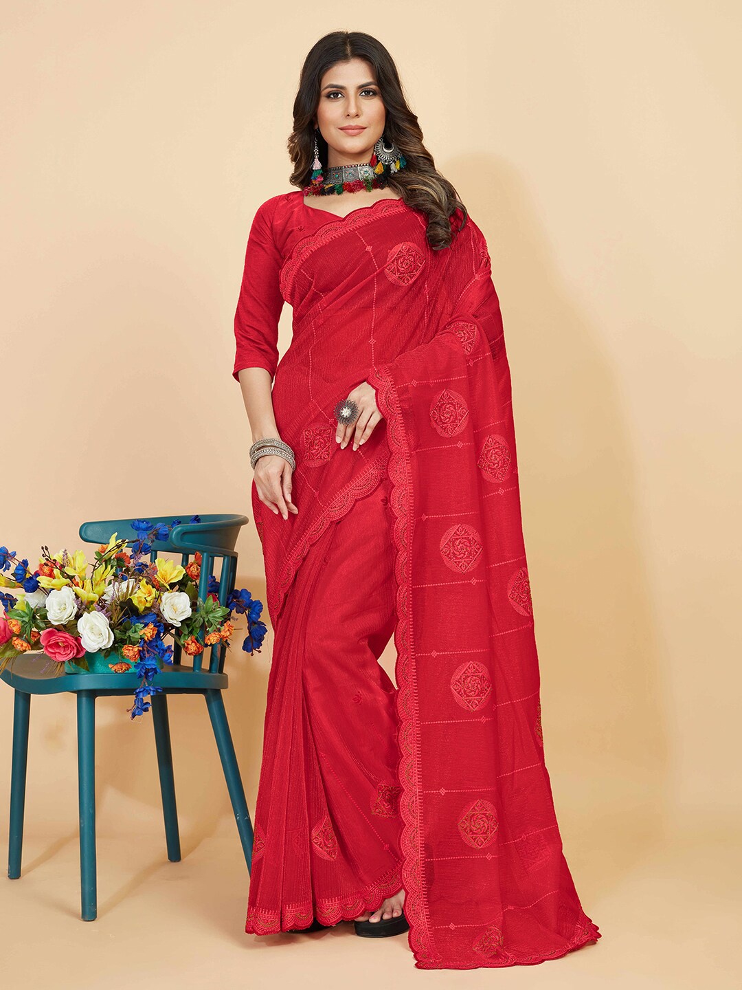 

Kasak Ethnic Motifs Embroidered Saree, Red