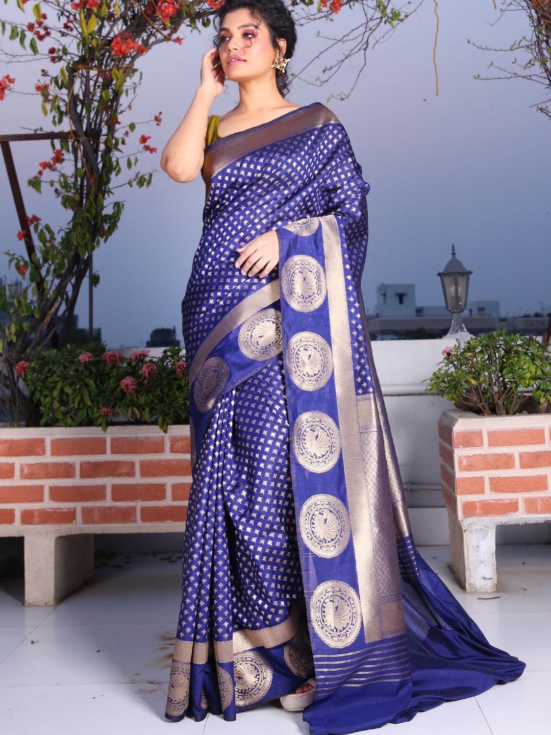 

Charukriti Ethnic Motifs Woven Design Zari Brocade Saree, Blue