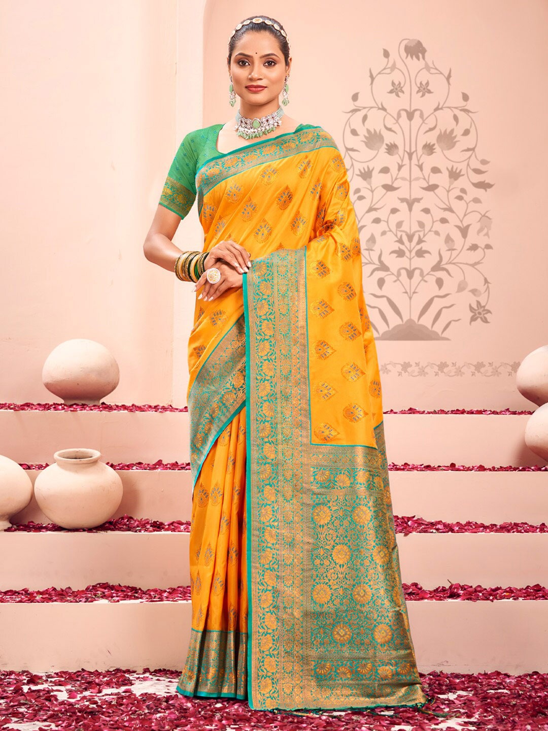 

SANGAM PRINTS Woven Design Ethnic Motifs Zari Kanjeevaram Saree, Yellow