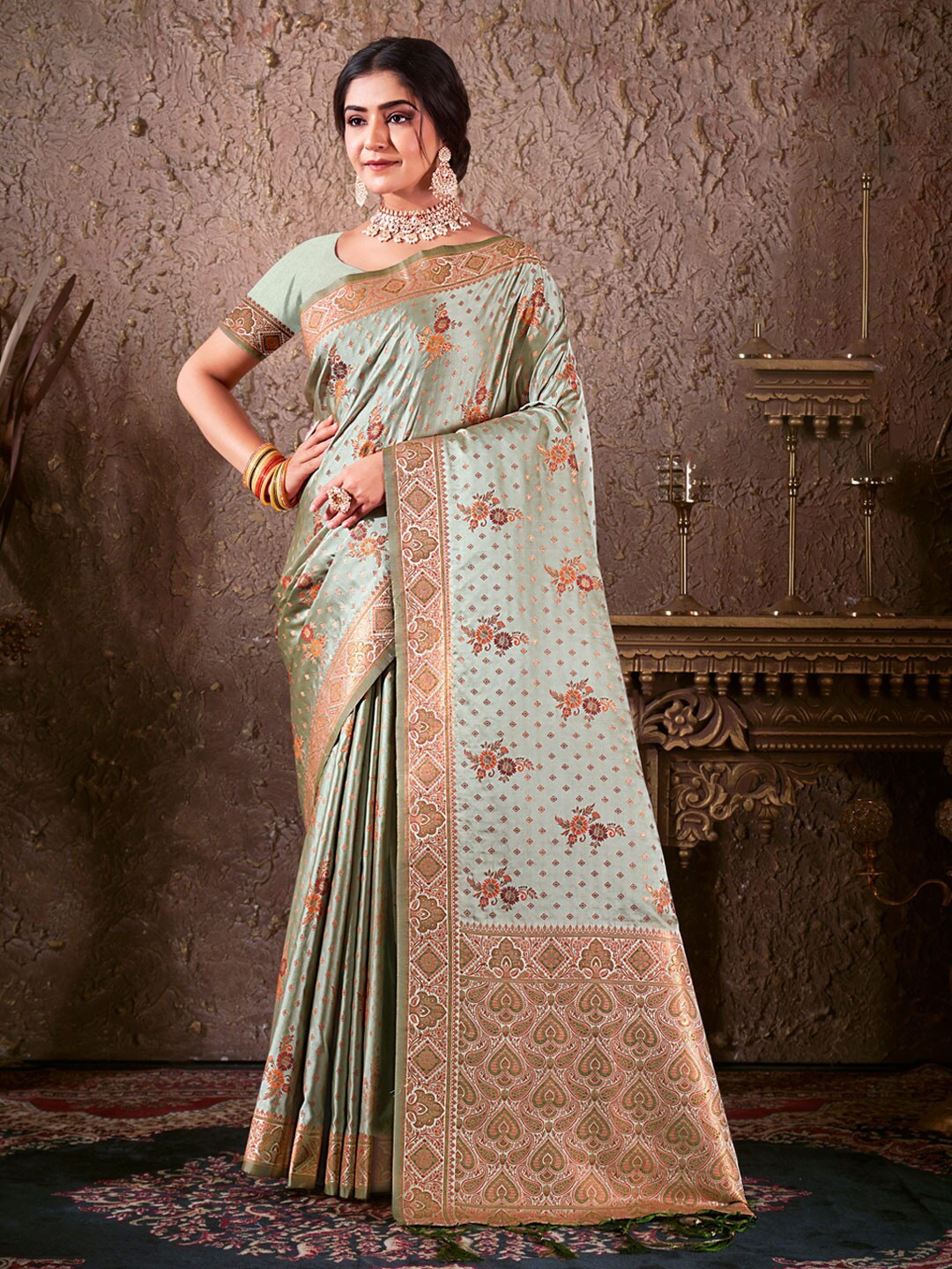 

SANGAM PRINTS Floral Woven Design Zari Saree, Sea green