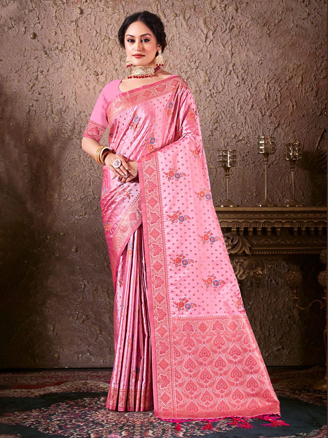 

SANGAM PRINTS Floral Woven Design Zari Saree, Pink