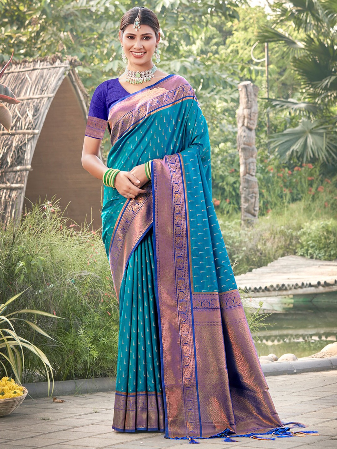 

SANGAM PRINTS Ethnic Motifs Woven Design Zari Banarasi Saree, Blue