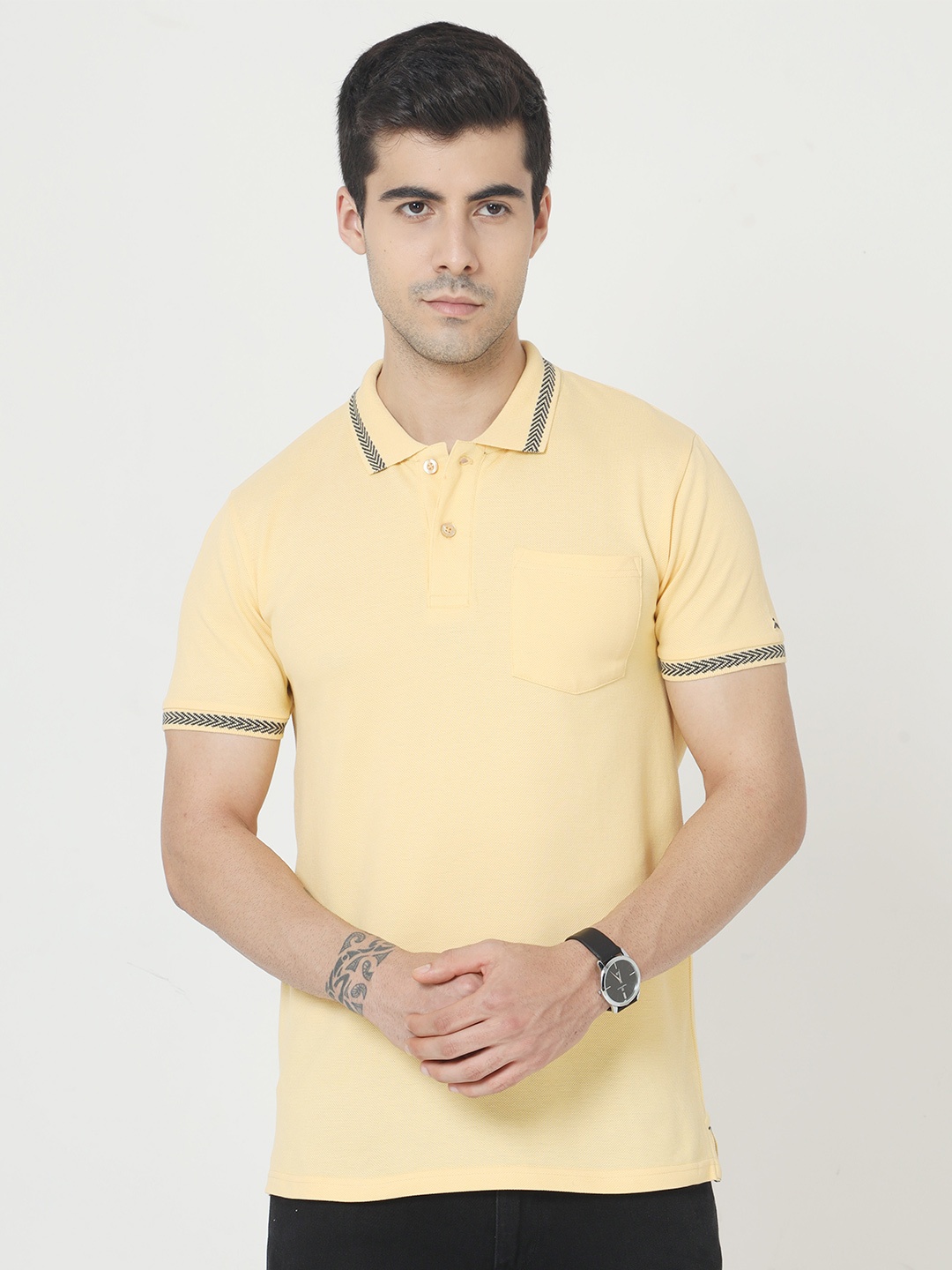 

Masculino Latino Plus Cotton Polo Collar Bio Finish T-shirt, Yellow