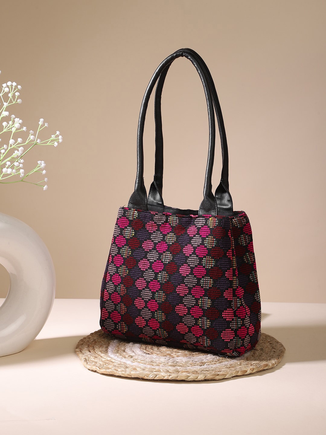 

DEEBACO Geometric Self Design Structured Shoulder Bag, Black