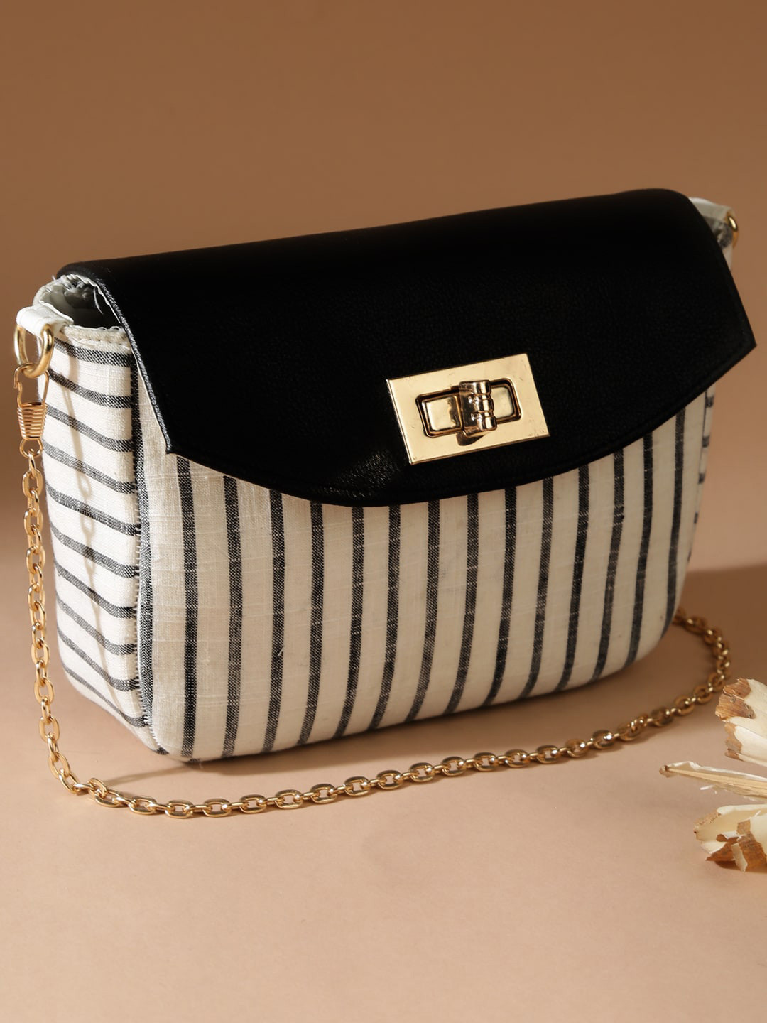 

DEEBACO Vertical Striped Cotton Sling Bag, White