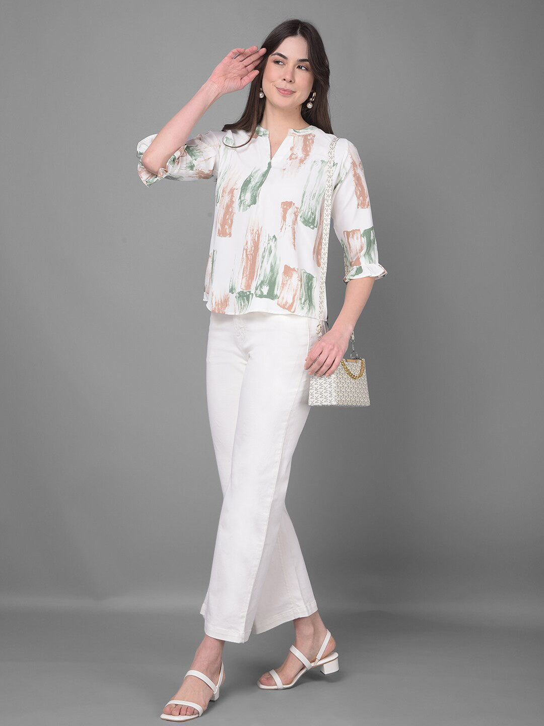 

Crimsoune Club Abstract Printed Mandarin Collar Top, White