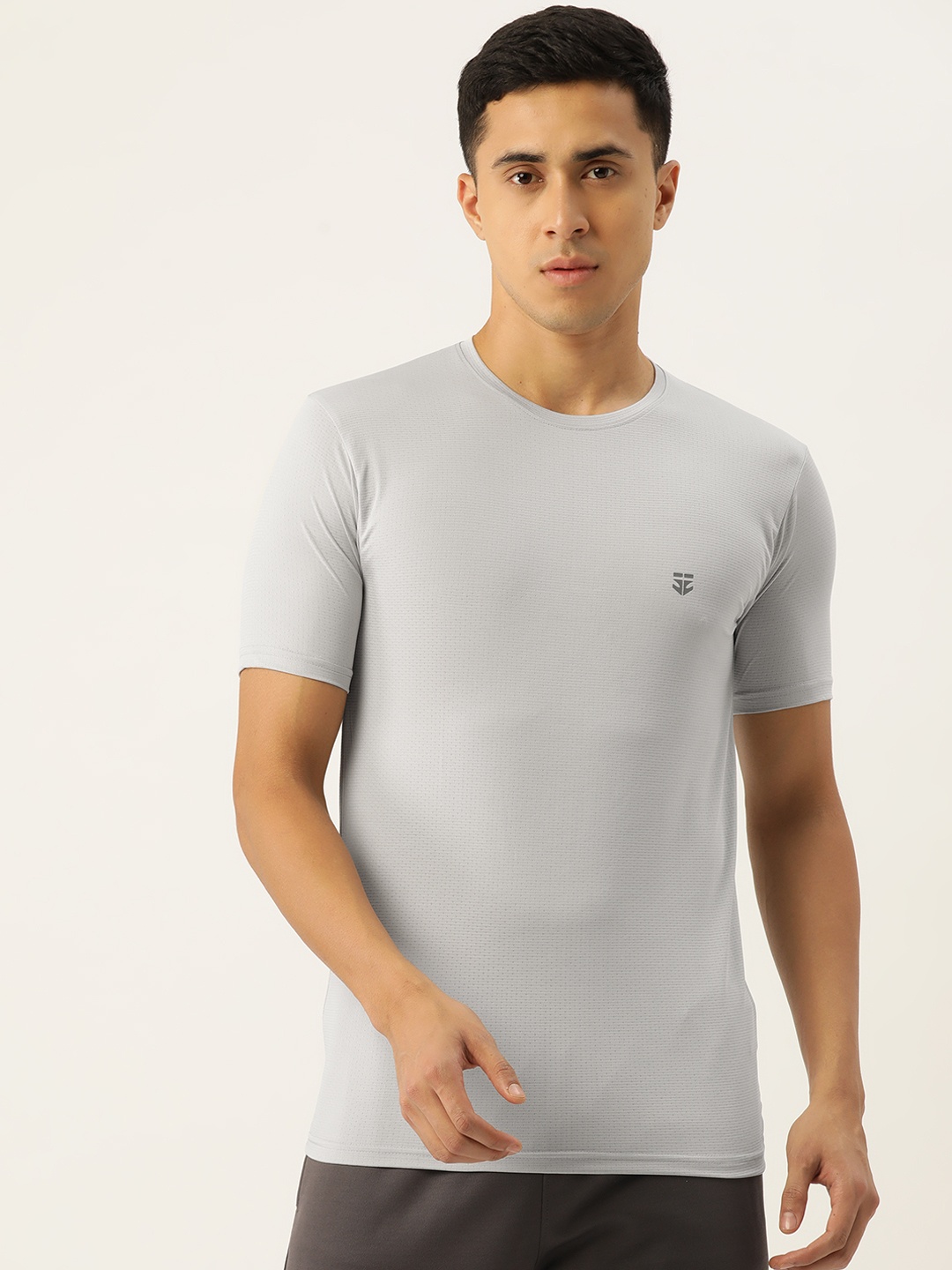 

Sports52 wear Self-Design Dry Fit Training T-shirt, Grey