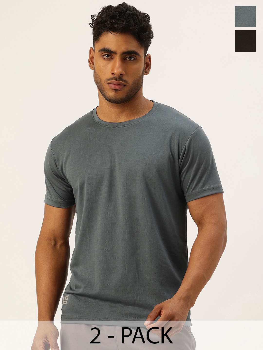 

Sports52 wear Pack of 2 Self-Design Training T-shirt, Grey