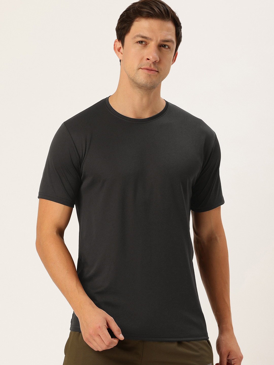

Sports52 wear Training or Gym T-shirt, Black