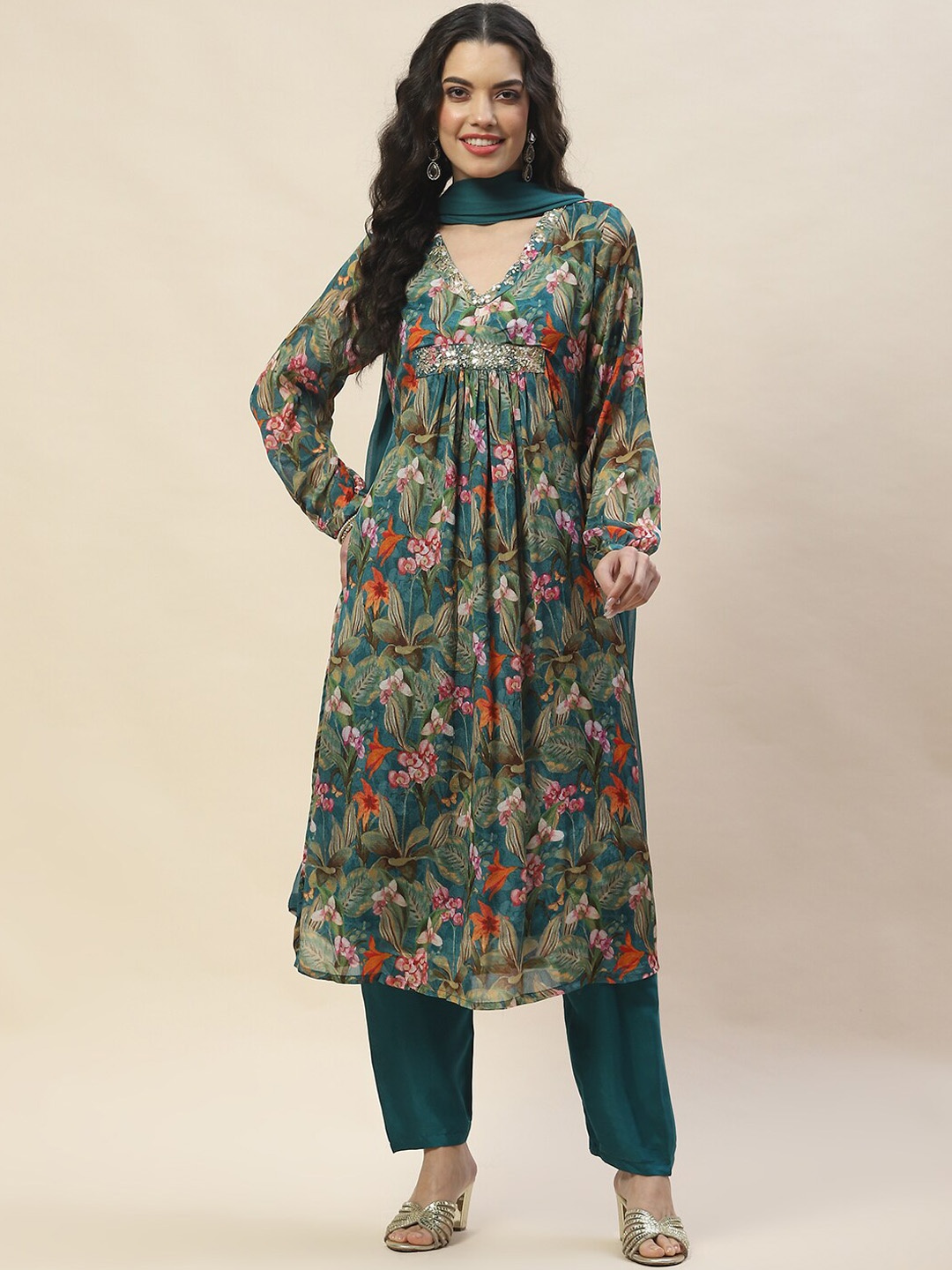 

Meena Bazaar V-Neck Floral Printed Empire Kurta with Trousers & With Dupatta, Green