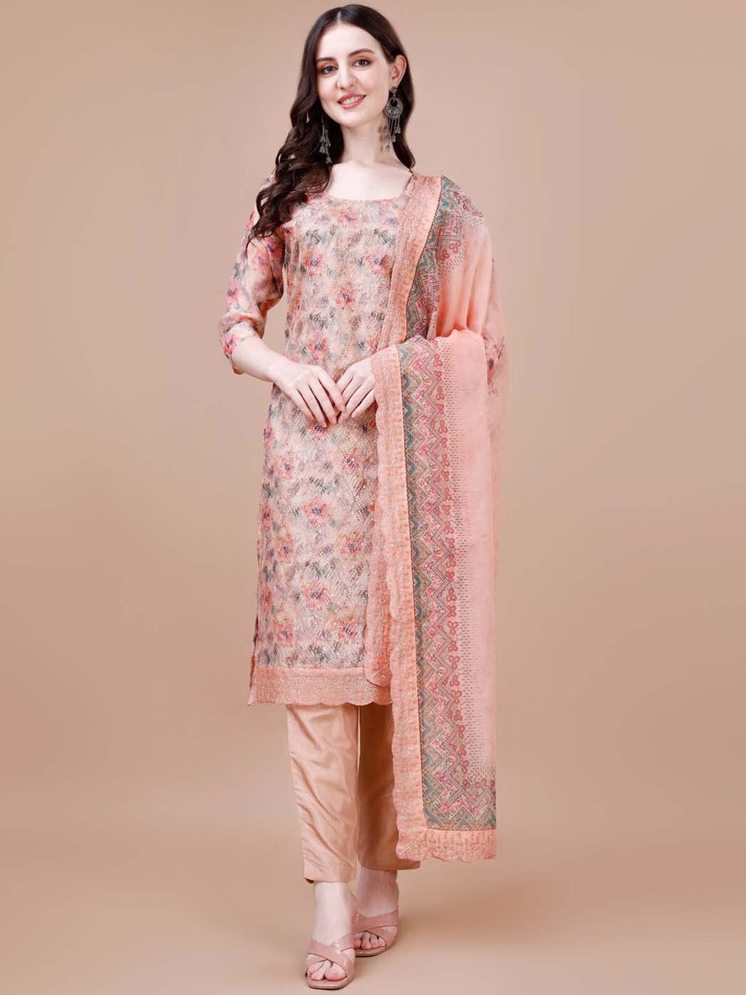 

Meena Bazaar Round Neck Floral Printed Regular Kurta with Trousers & With Dupatta, Peach