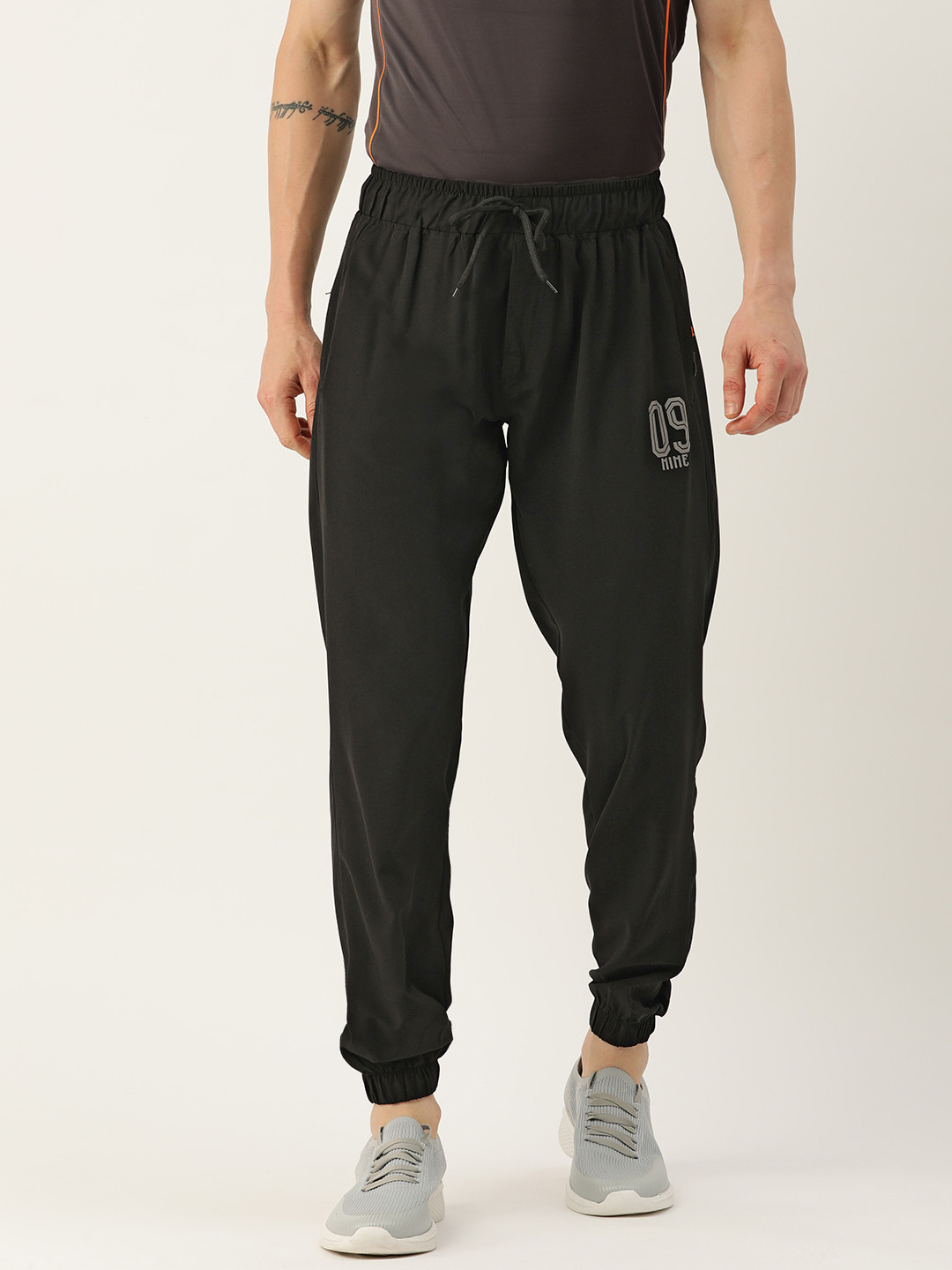 

Sports52 wear Men Dry Fit Regular Training Joggers, Black