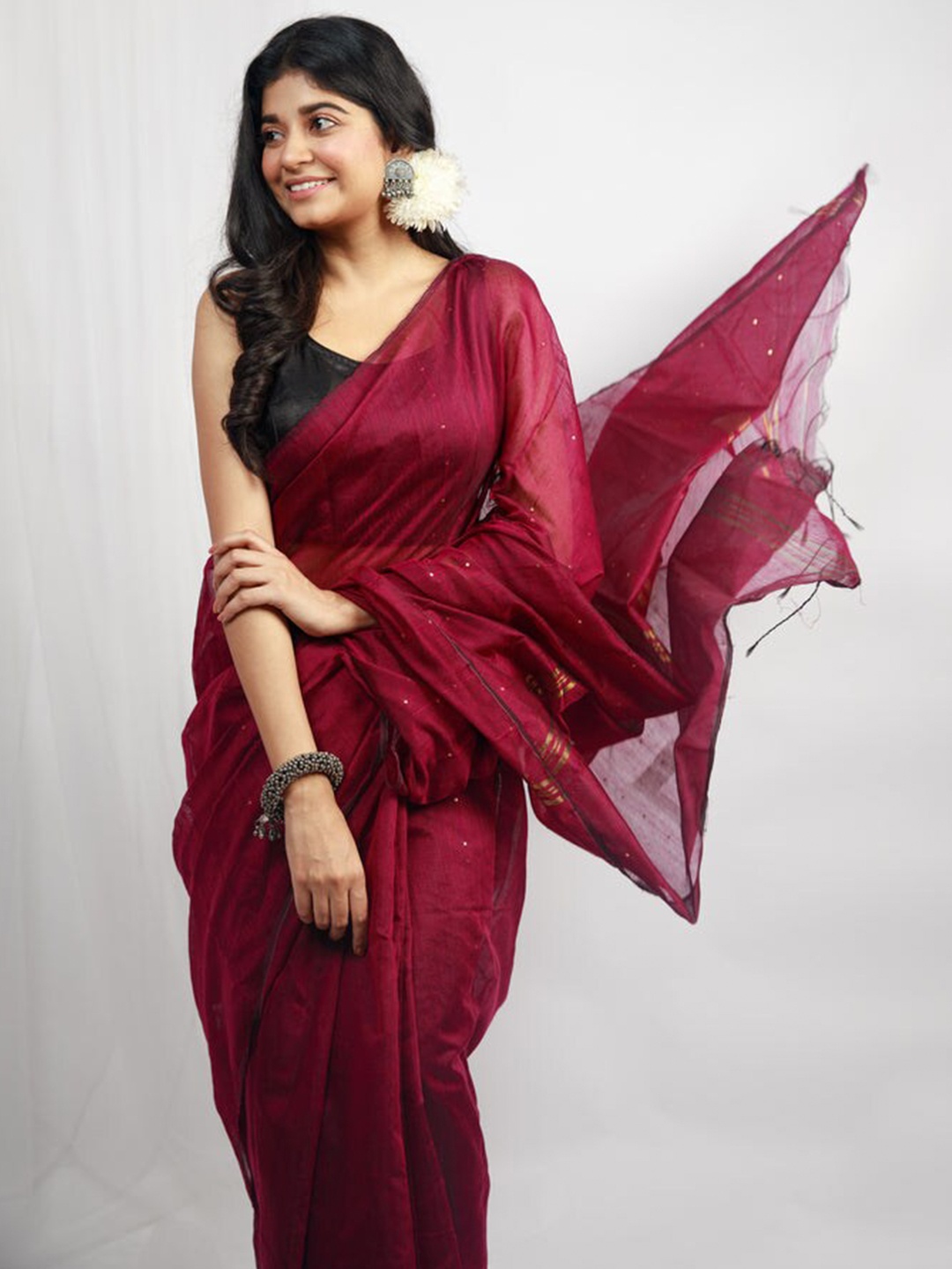 

RODDUR Sequinned Silk Cotton Saree, Brown