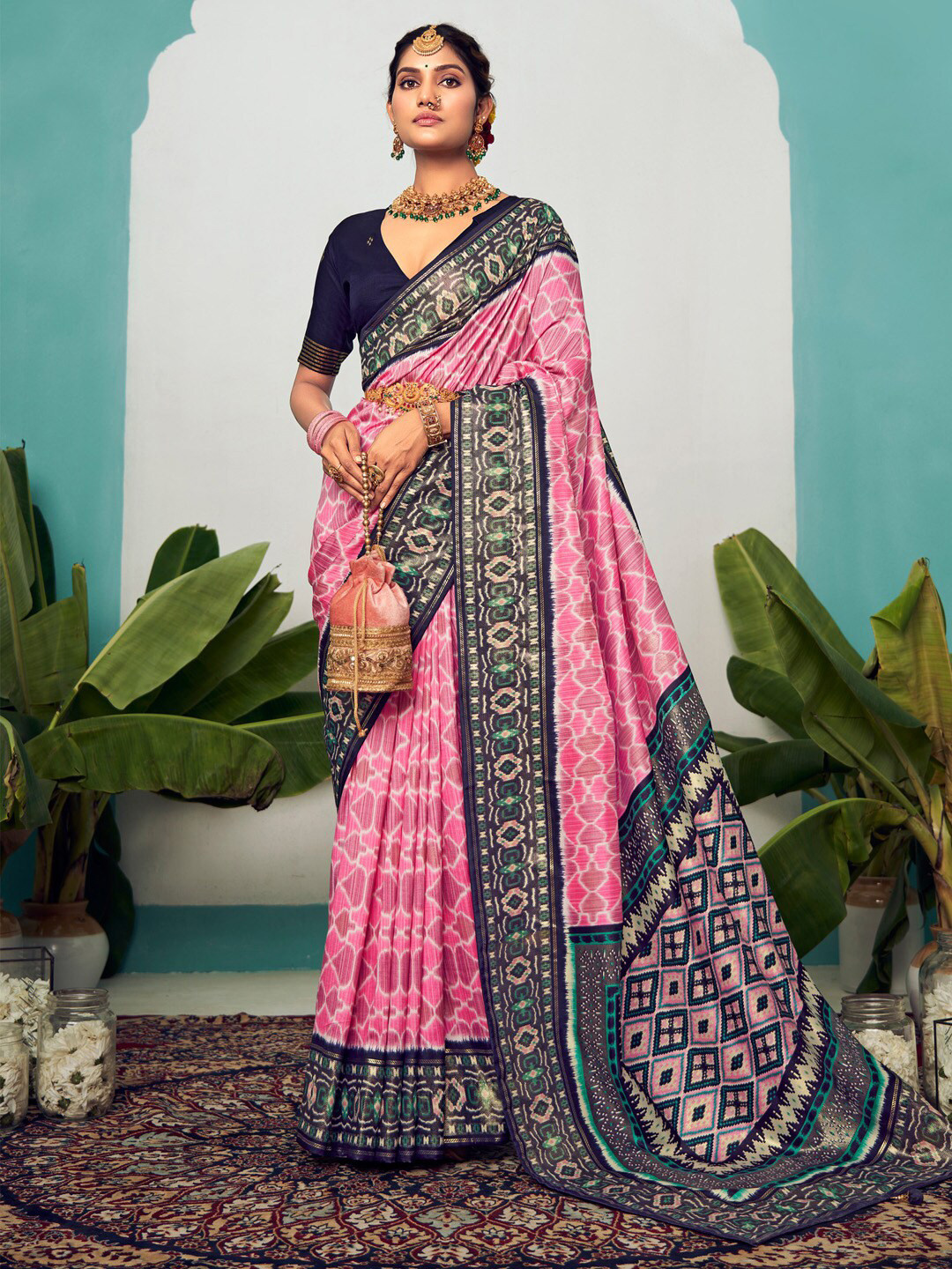 

Saree mall Ethnic Motifs Zari Banarasi Saree, Pink