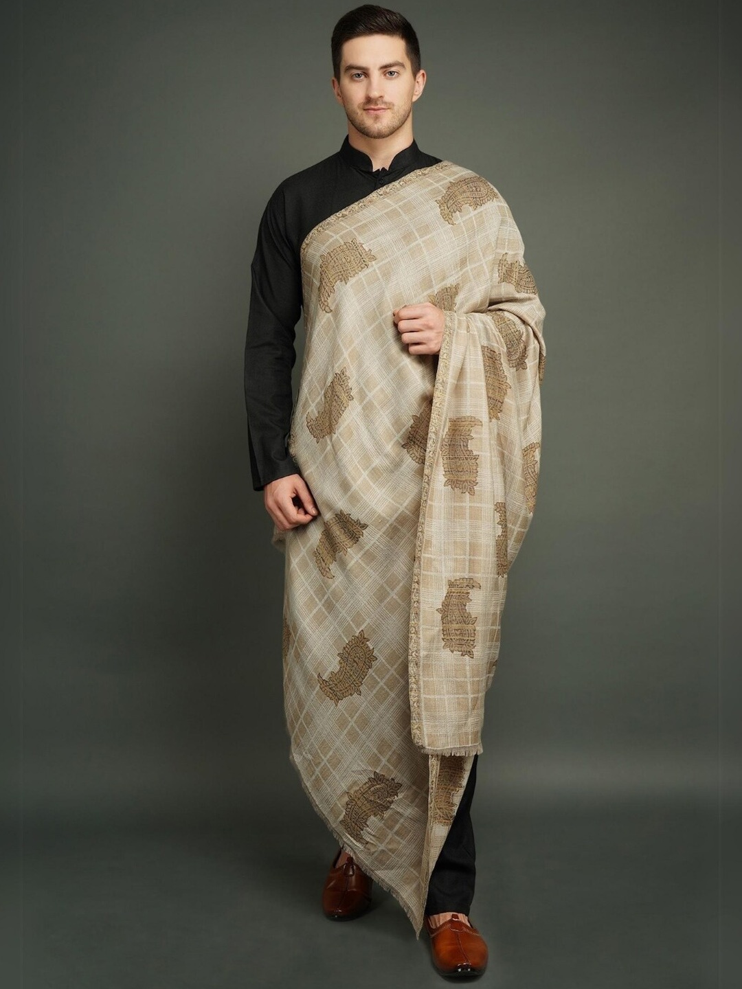 

DUSALA INDIA Men Paisley Woven Design Shawl, Beige