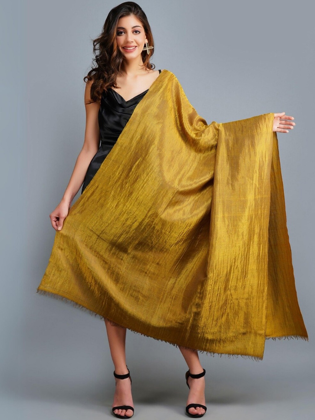 

DUSALA INDIA Fringed Zari Pashmina Shawl, Gold