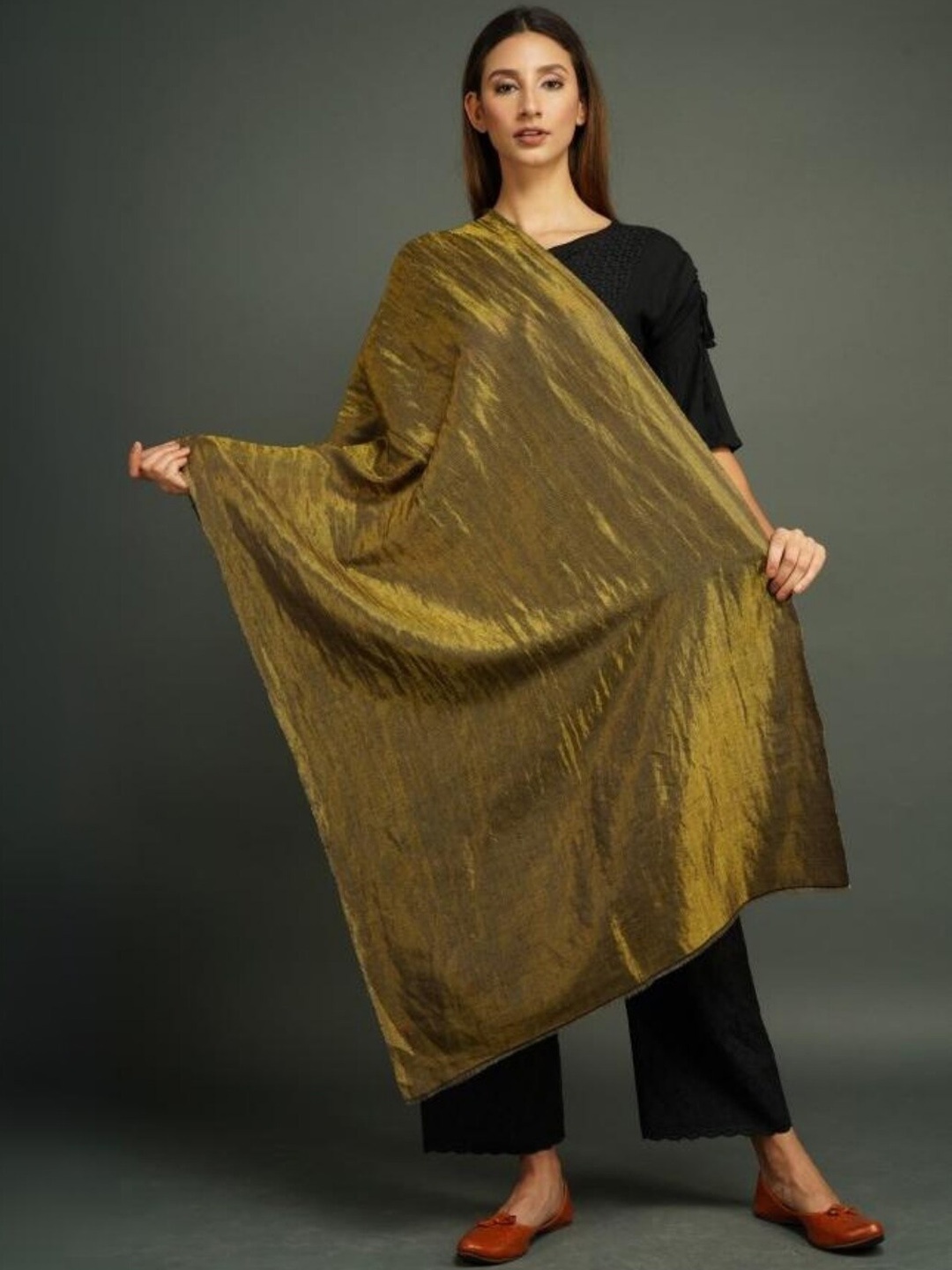 

DUSALA INDIA Fringed Border Pashmina Shawl, Grey
