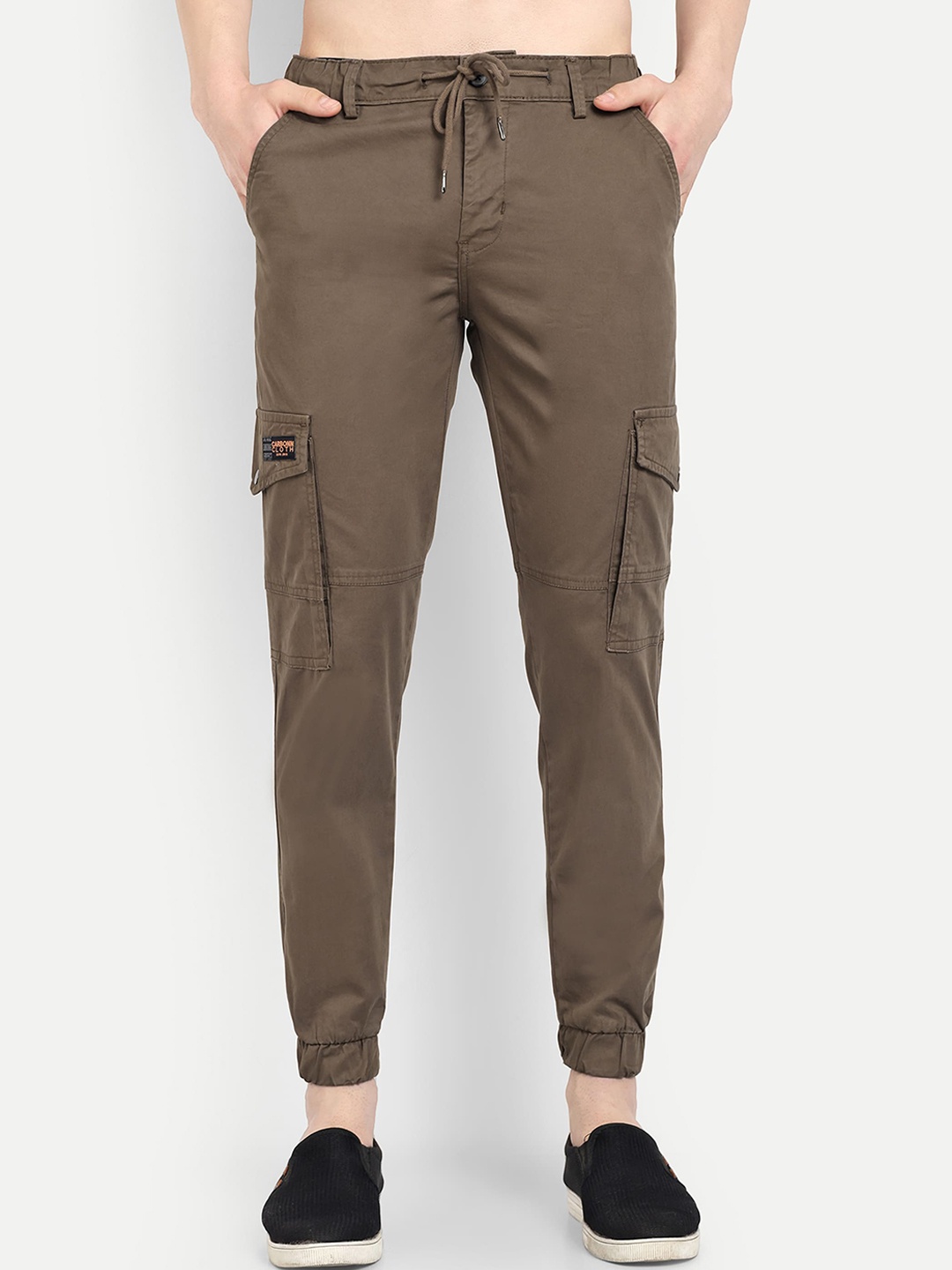 

CARBONN CLOTH Men Flat-Front Regular Fit Mid-Rise Cargos Trousers, Brown