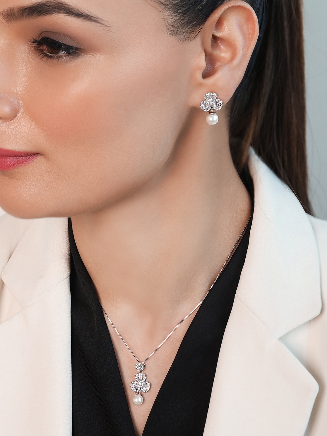 

Zavya Rhodium-Plated Stones-Studded & Beaded Jewellery Set, Silver
