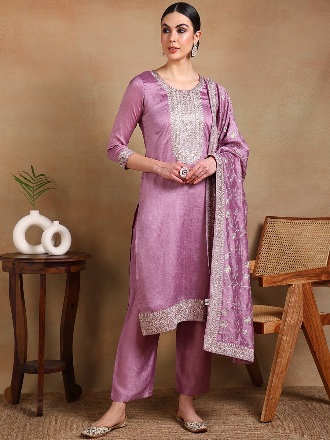 

KALINI Floral Embroidered Sequinned Straight Kurta & Trousers With Dupatta, Lavender