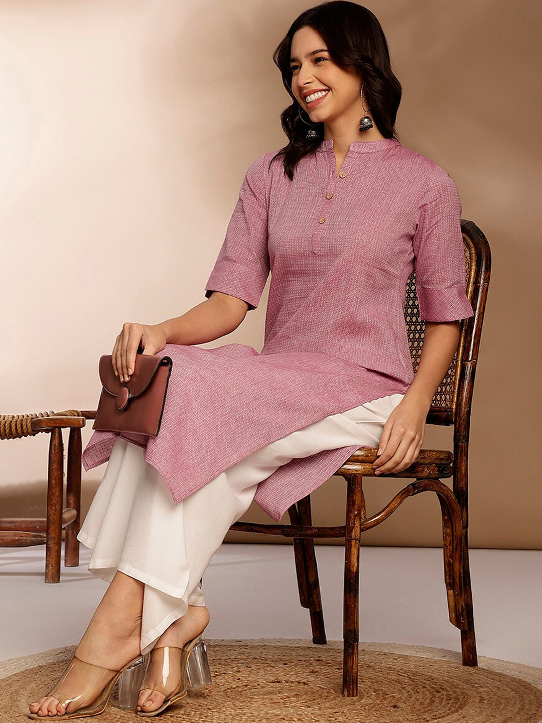 

Anouk Purple & White Embroidered Mandarin Collar Dobby Straight Kurta