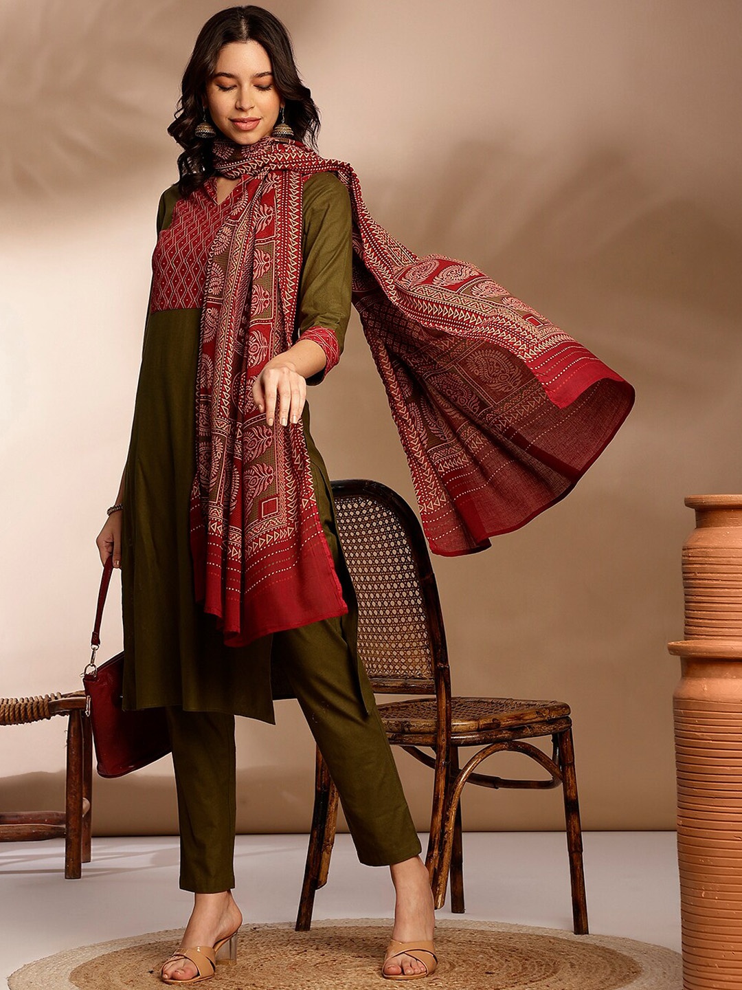 

Anouk Printed Regular Pure Cotton Kurta with Trousers & With Dupatta, Olive