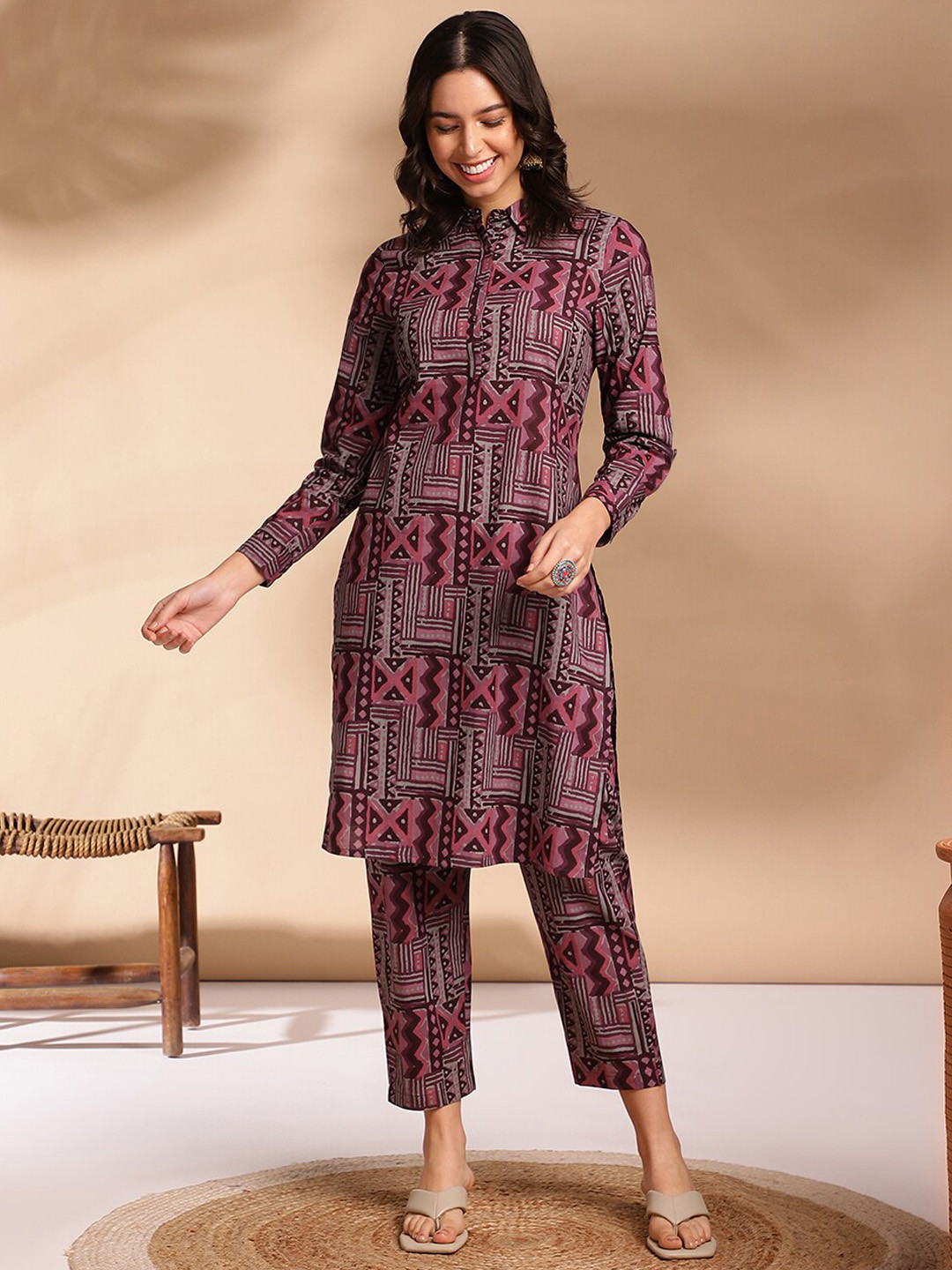 

Anouk Purple Ethnic Motifs Printed Straight Pure Cotton Shirt Collar Kurta With Trouser
