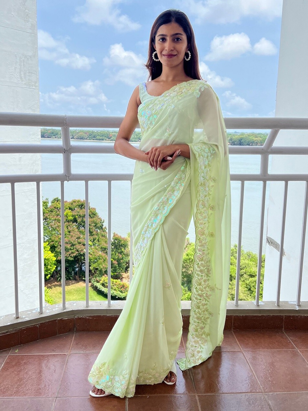 Mitera Floral Sequinned Pure Georgette Saree, Green