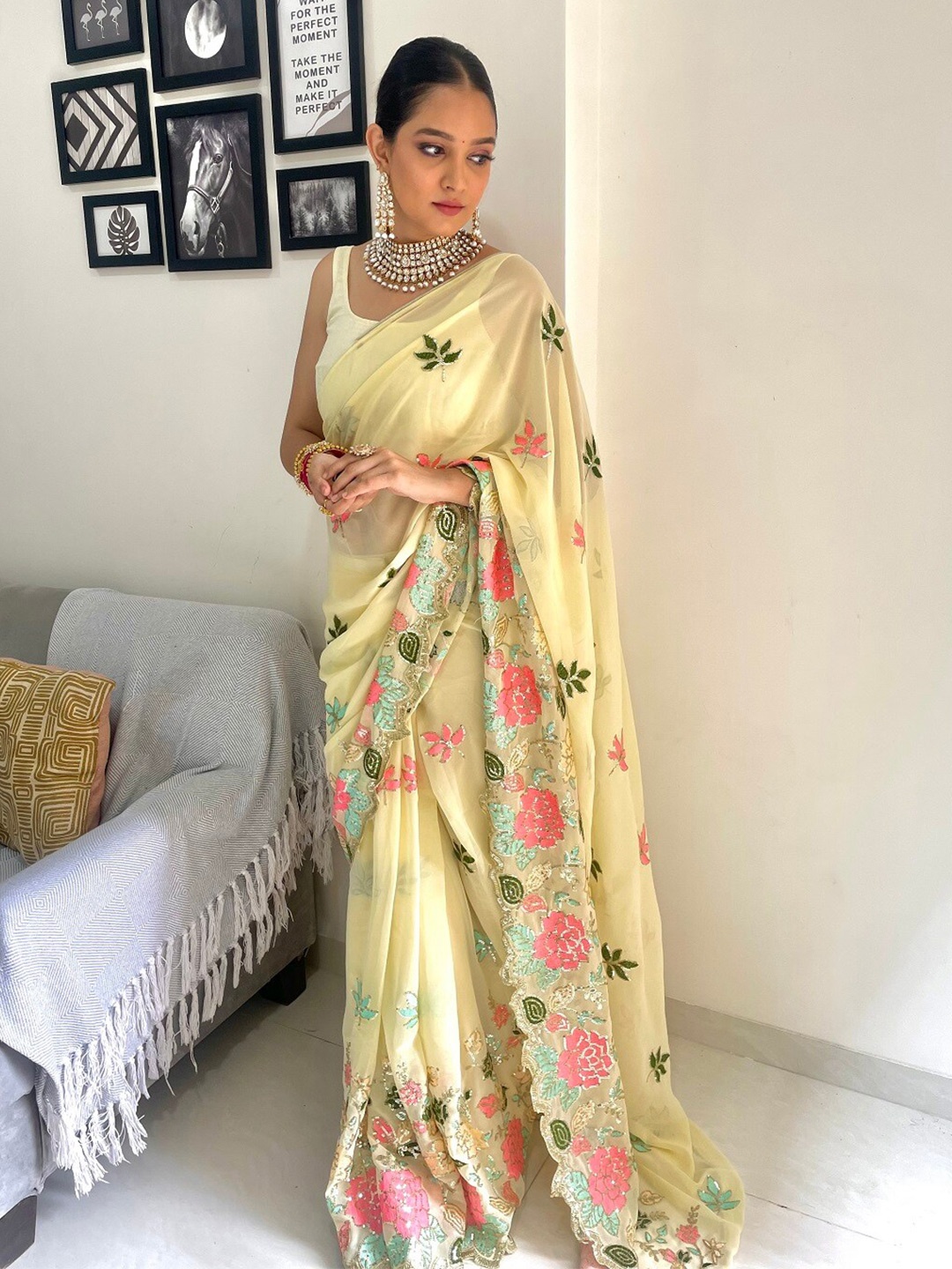 

Mitera Floral Sequinned Pure Georgette Saree, Cream