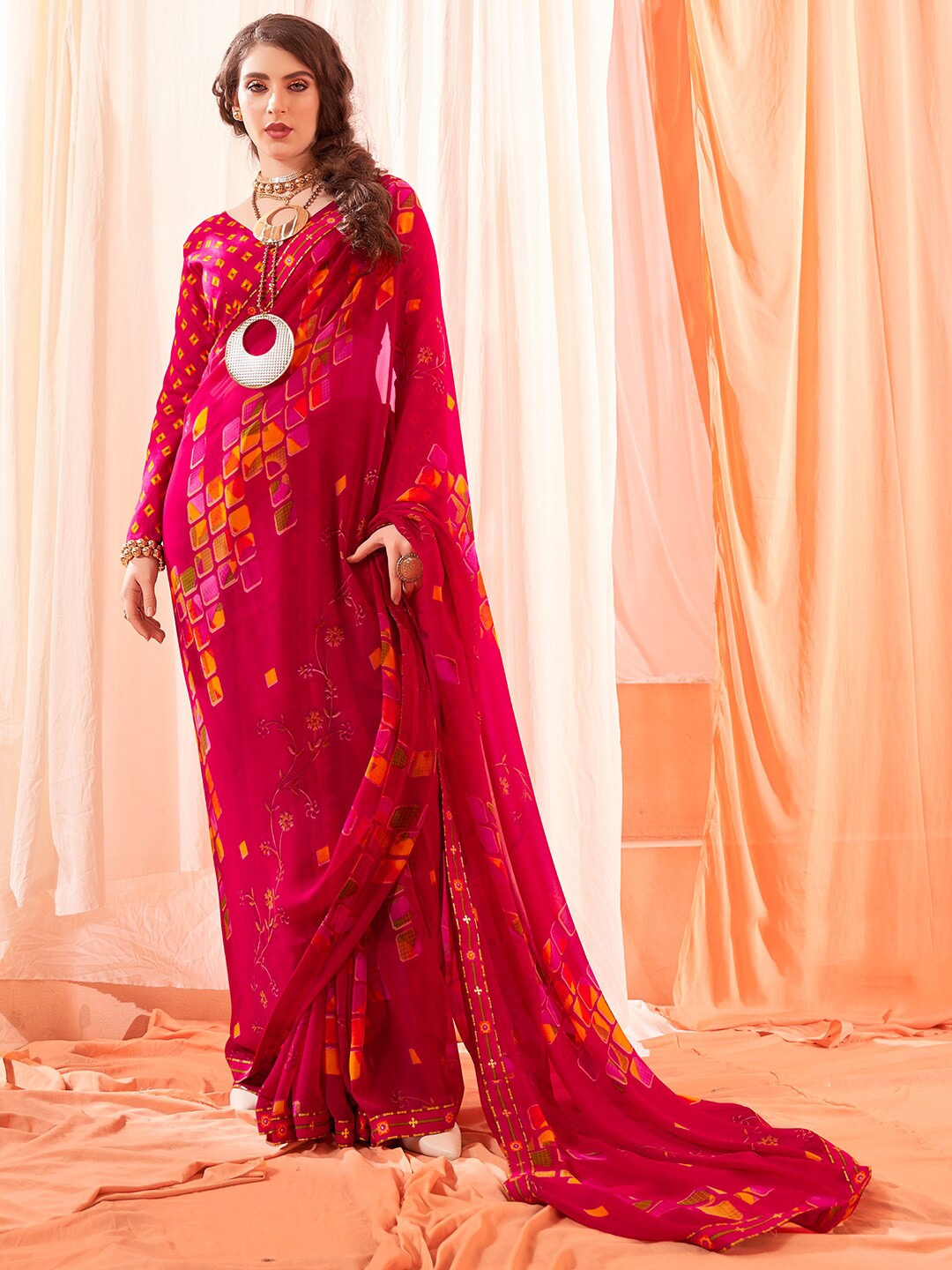 

SANSKAR Abstract Printed Georgette Saree, Pink
