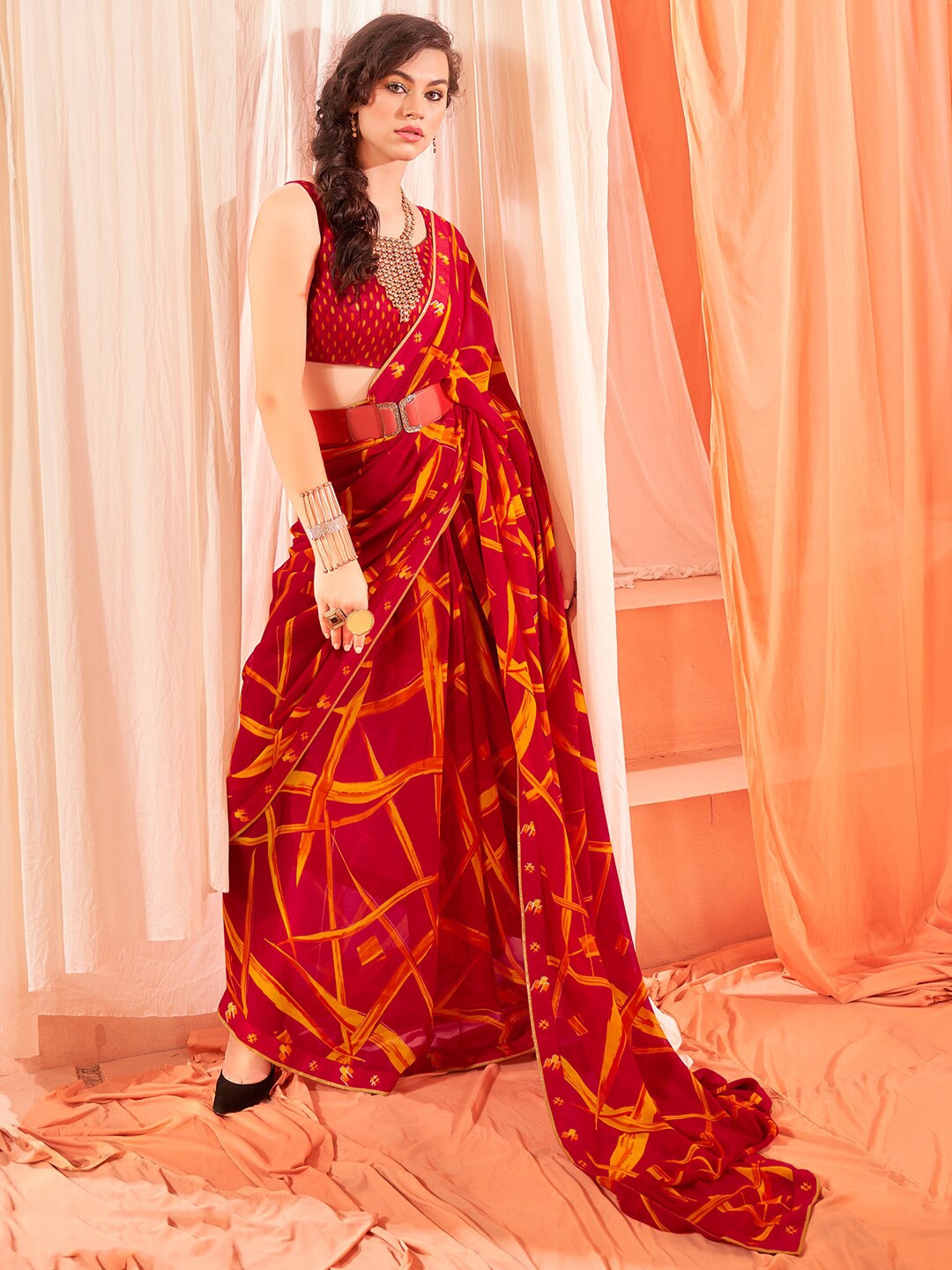 

SANSKAR Abstract Print Georgette Saree, Red