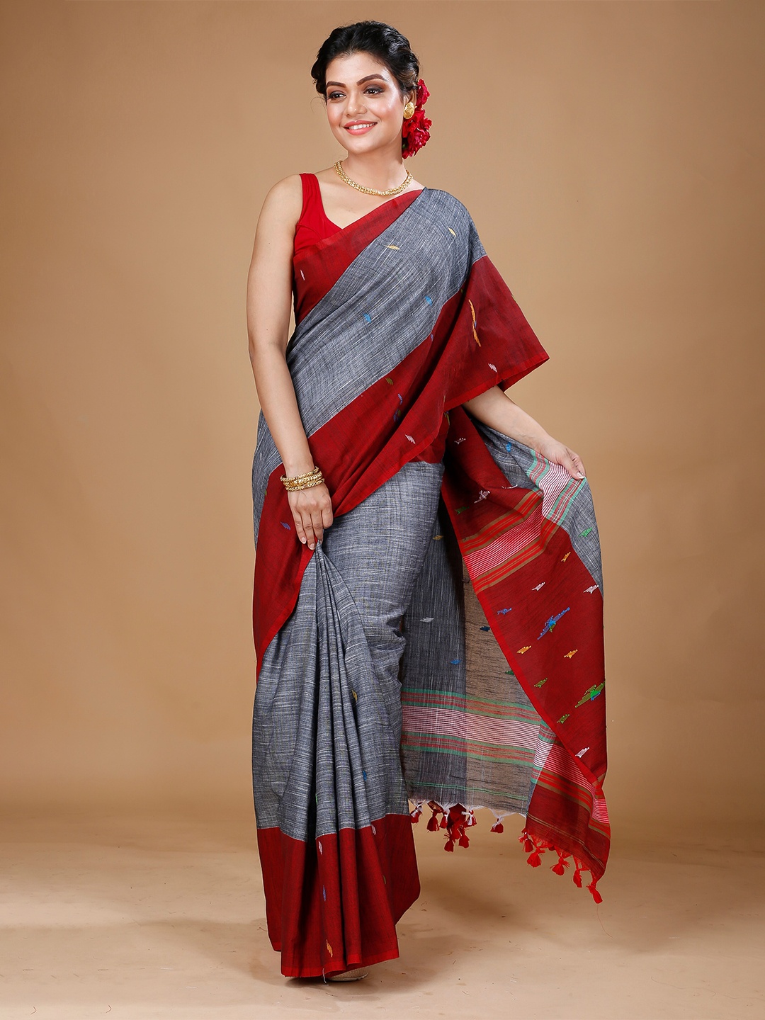 

SLAGHA Woven Design Pure Cotton Khadi Saree, Grey