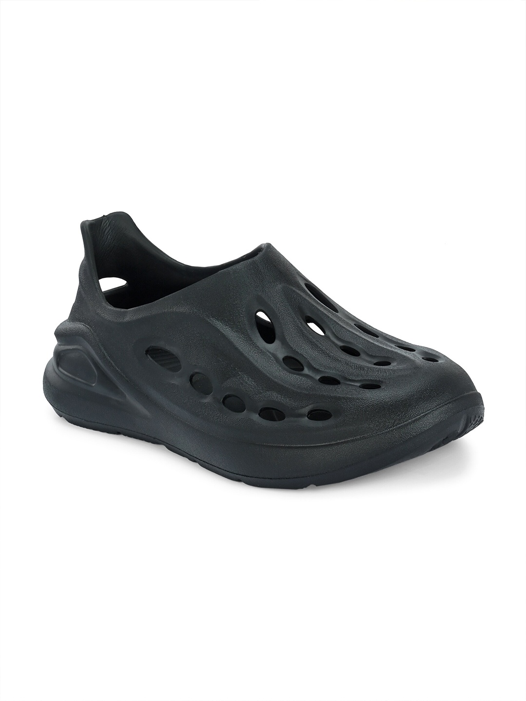 

HRX by Hrithik Roshan Men Black Croslite Clogs