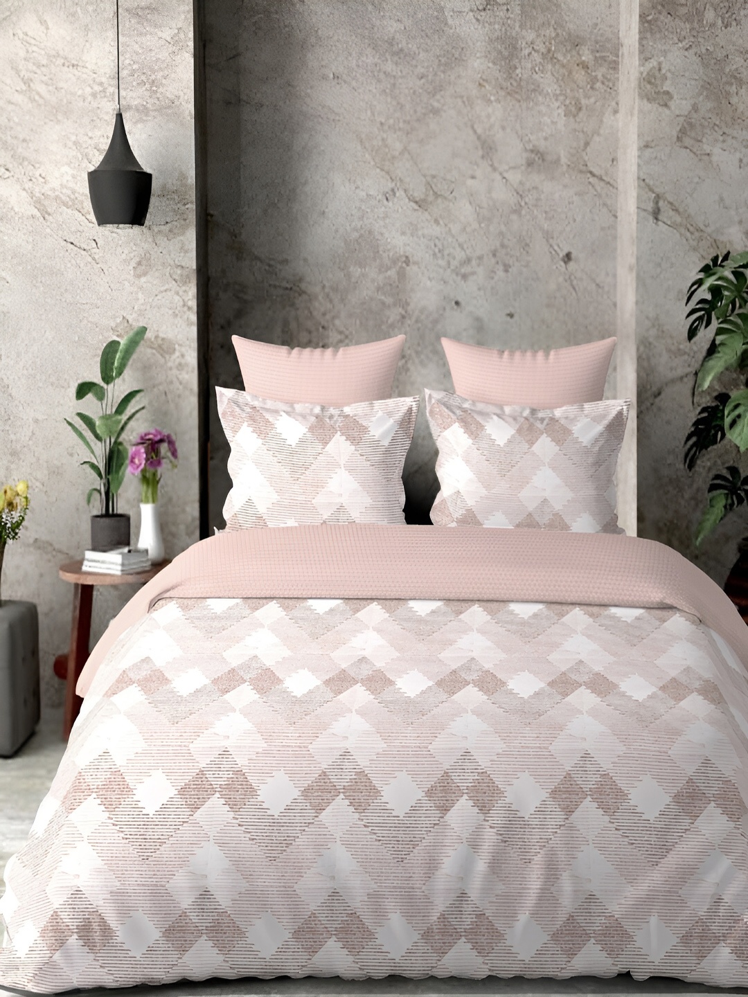 

borato Orange & White Geometric 300 TC Cotton Flat King Bedsheet with 2 Pillow Covers