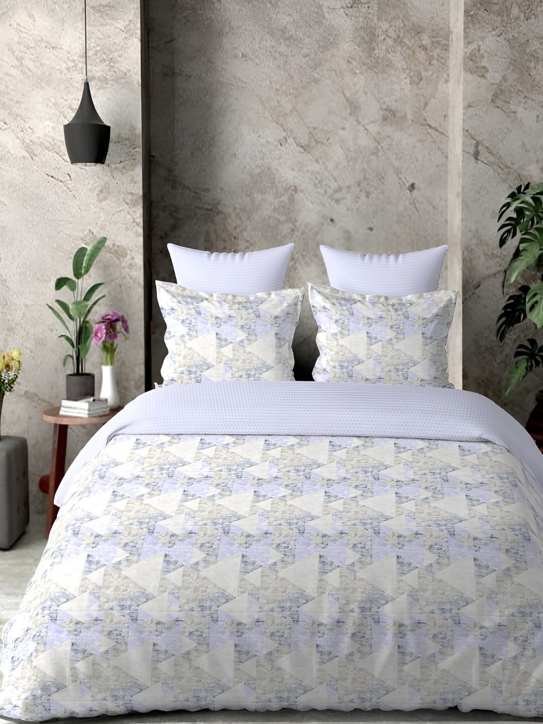 

borato Navy Blue & Grey Geometric 300 TC Cotton King Bedsheet with 2 Pillow Covers