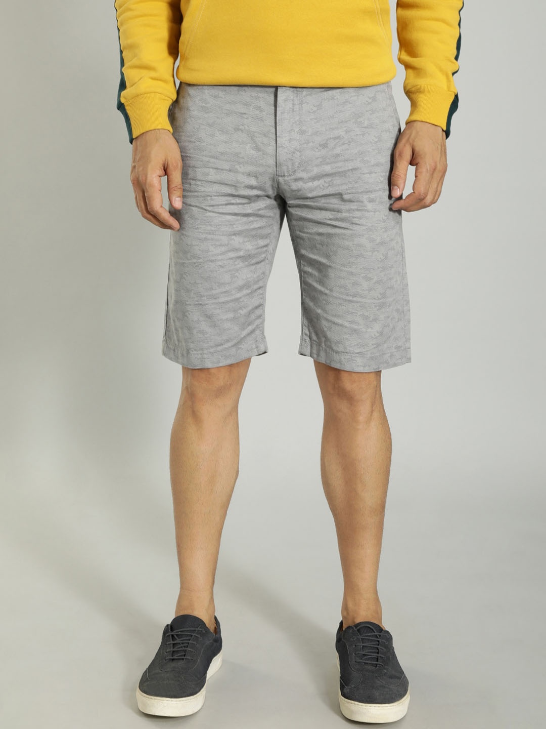 

Indian Terrain Men Abstract Printed Pure Cotton Shorts, Grey