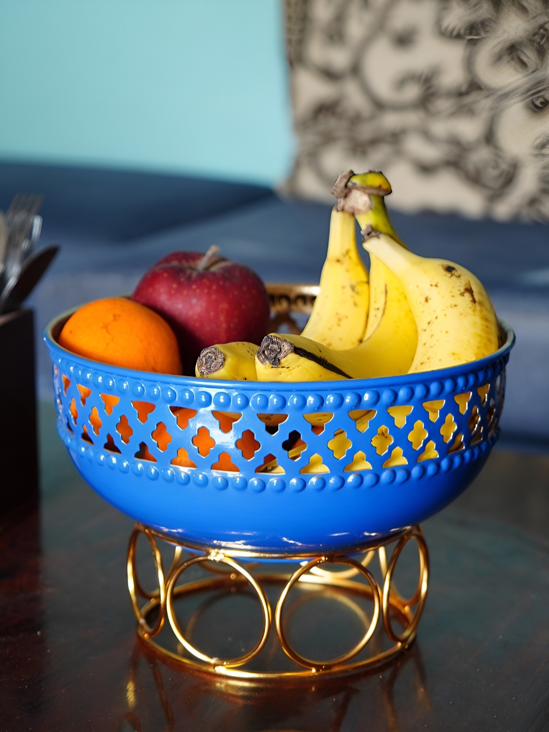 

Ekhasa Blue Textured Matte Fruit Bowl with Stand