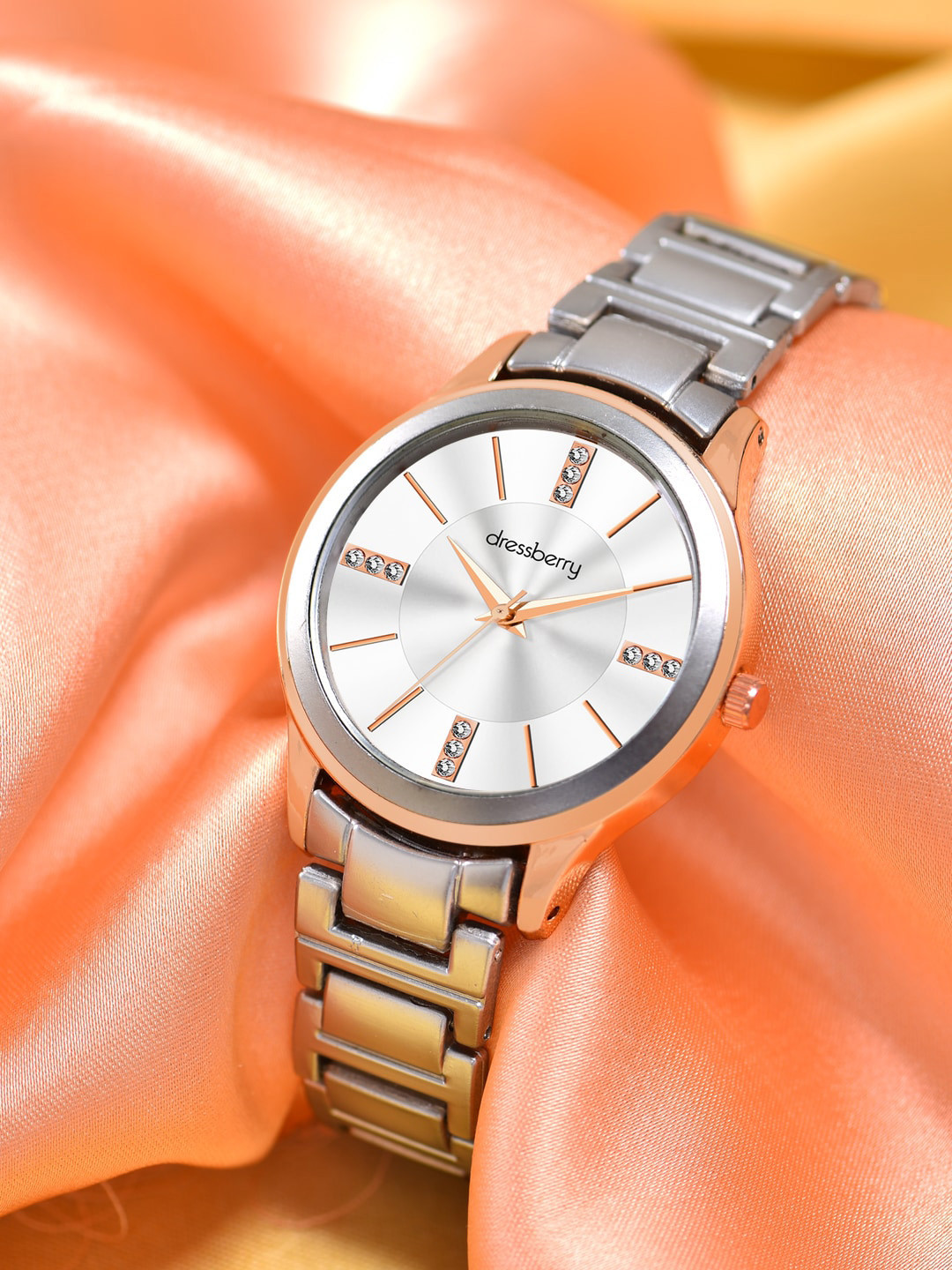 

DressBerry Women Textured Dial Reset Time Analogue Watch HOBDB24-114-RG, Silver
