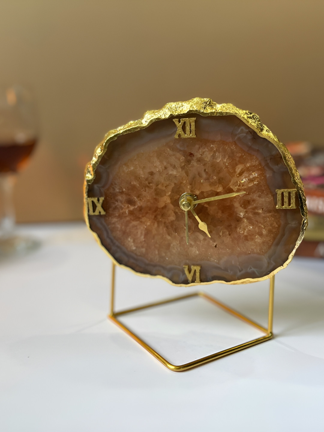 

HOMEARTE Brown & Gold-Toned Textured Abstract Shaped Vintage Table Clock
