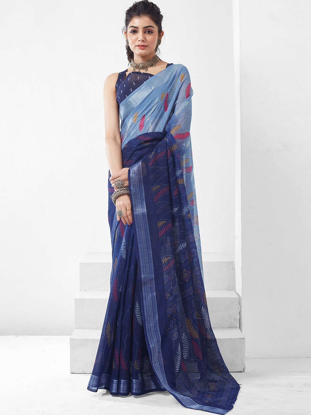 

KALINI Ombre Zari Border Garad Saree, Navy blue