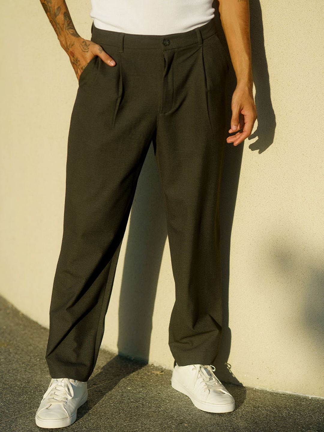

Bonkers Corner Men Tailored Chinos Trousers, Grey